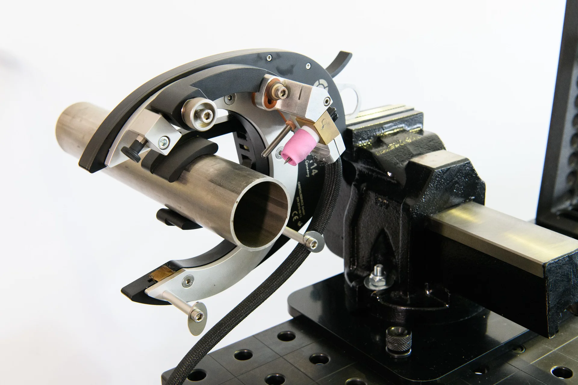 [Translate to English:] Mechanisiertes Schweißen